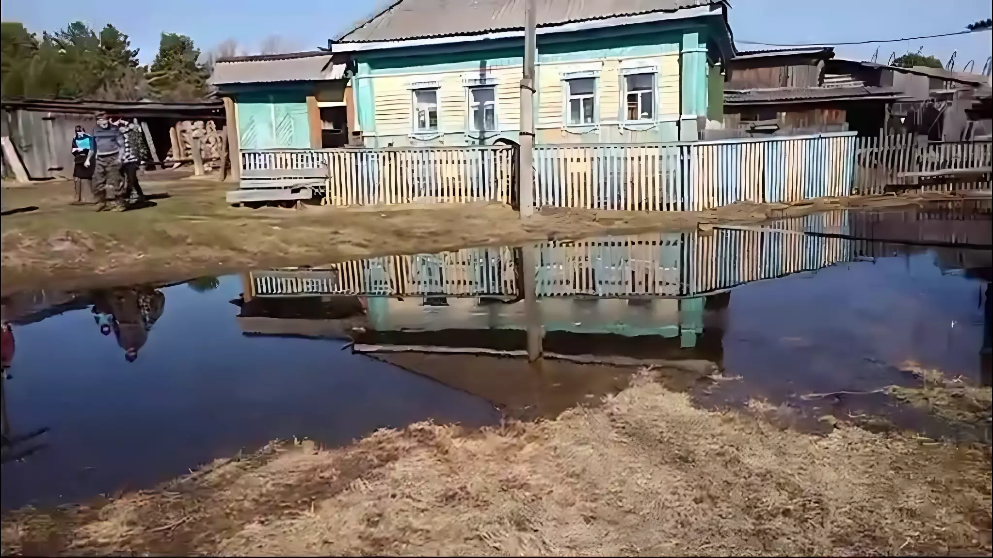 Жителей села на севере Омской области эвакуируют из-за паводка
